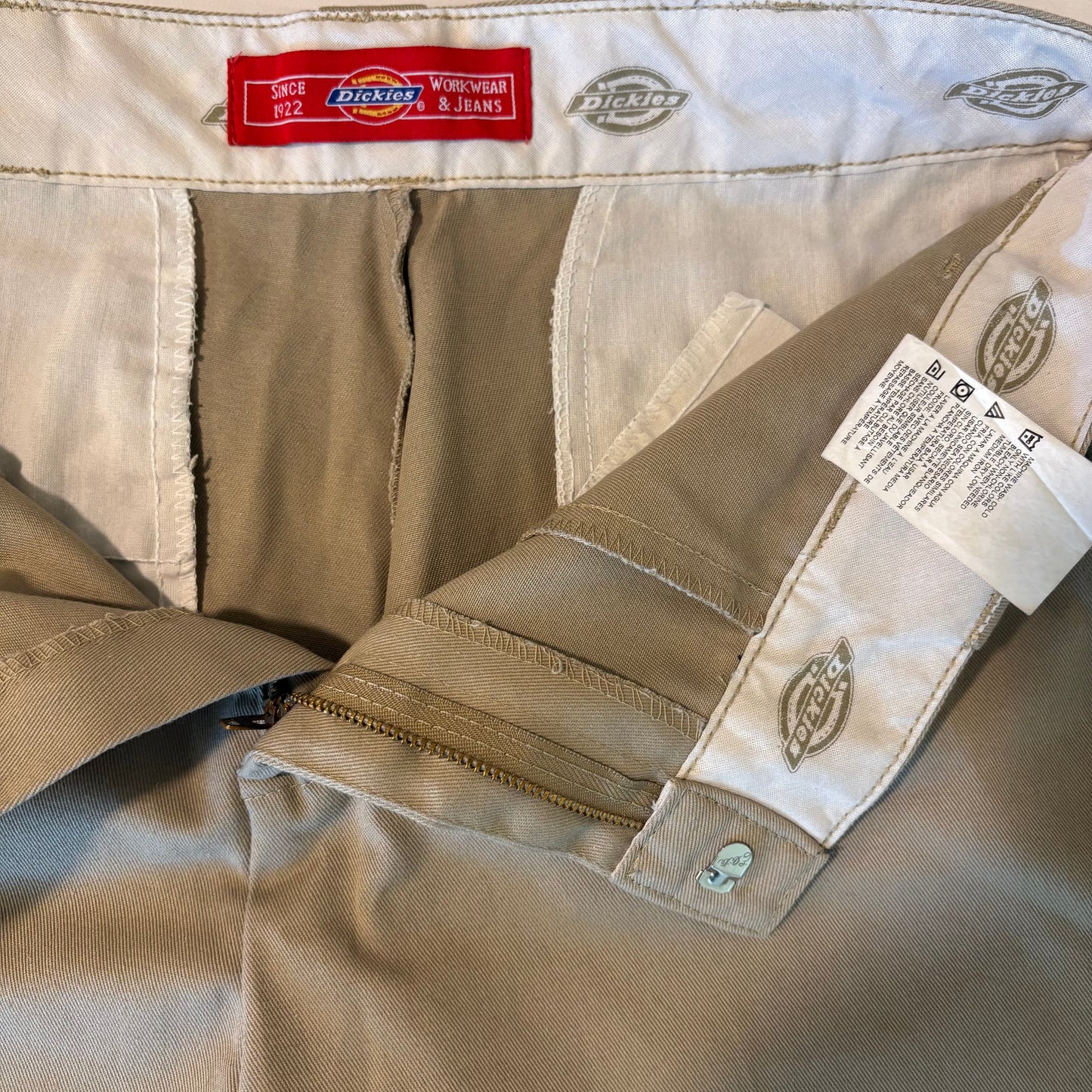 Dickies Khaki Work Pants Men’s Size Unknown Flat Front Classic Fit Stain Resistant