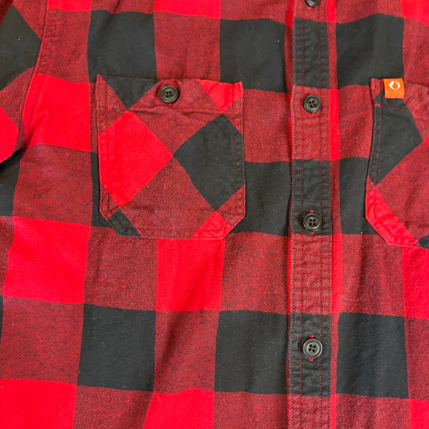 American Outdoorsman Men’s Red Plaid Button Up Shirt XL Long Sleeve Outdoor Casual