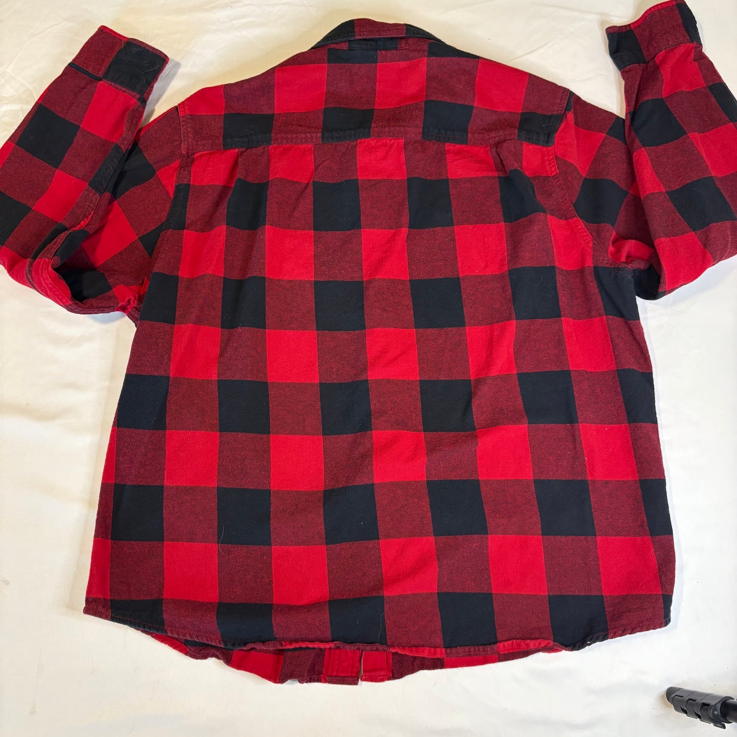 American Outdoorsman Men’s Red Plaid Button Up Shirt XL Long Sleeve Outdoor Casual