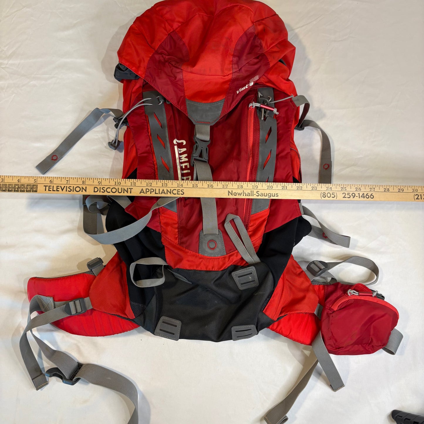 CamelBak Vantage 35L Hydration Backpack Red Gray Hiking Pack Frame Support Outdoor