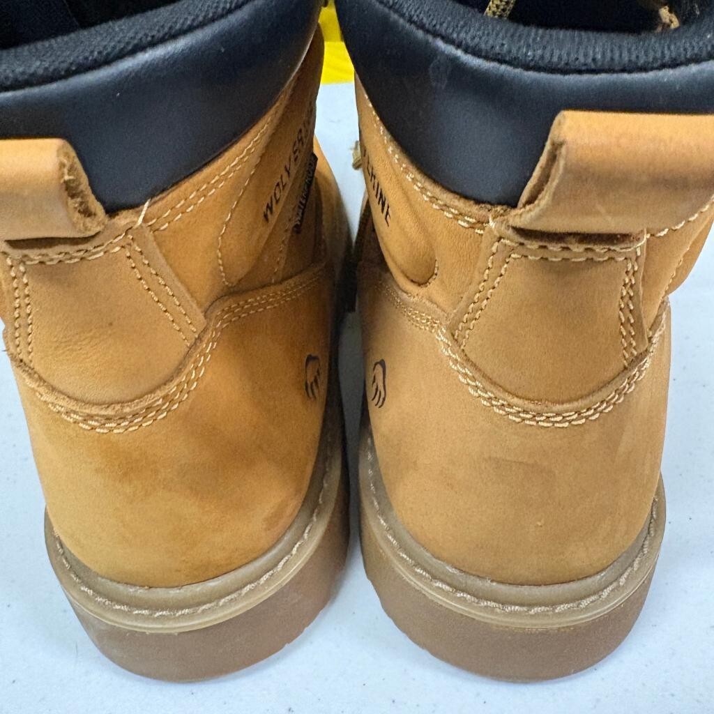 Wolverine Waterproof Work Boots Mens 9.5 M Wheat Leather Safety Toe W10632 EH