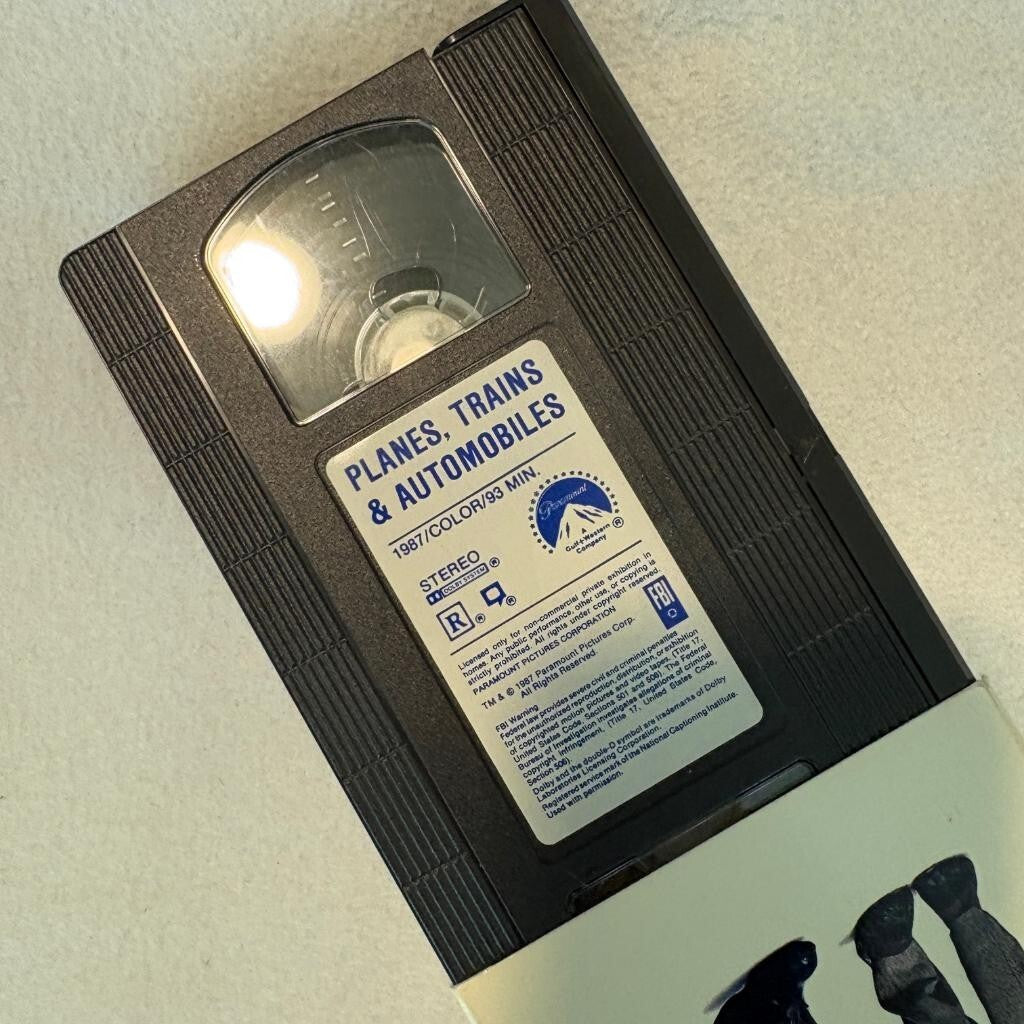Planes Trains and Automobiles VHS 1988 Steve Martin John Candy Paramount