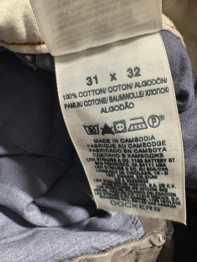 Dockers Pacific Collection Modern Khaki Pants Mens 31x32 Gray 100% Cotton Chino