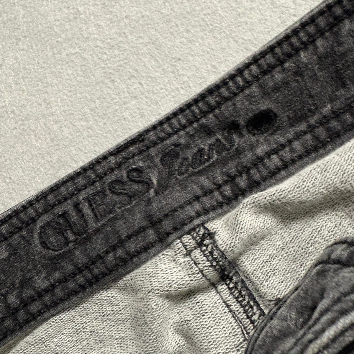 GUESS Jeans Womens Size 28 Gray Acid Wash Skinny Denim Pants Stretch