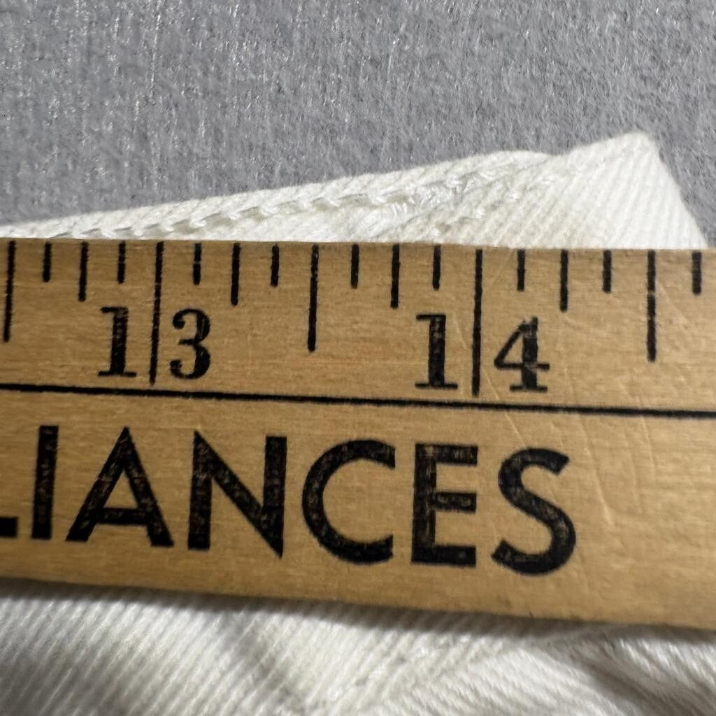 Bill Blass Jeans Womens 12P White Denim High Rise Straight Leg Easy Fit Vintage