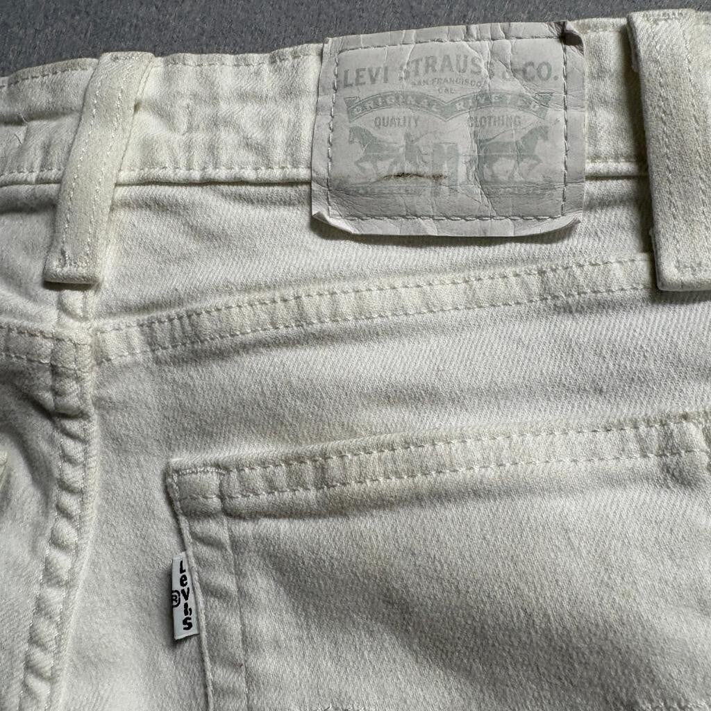 Levis 721 High Rise Skinny Jeans Womens 26x30 Off White Denim Stretch Pants