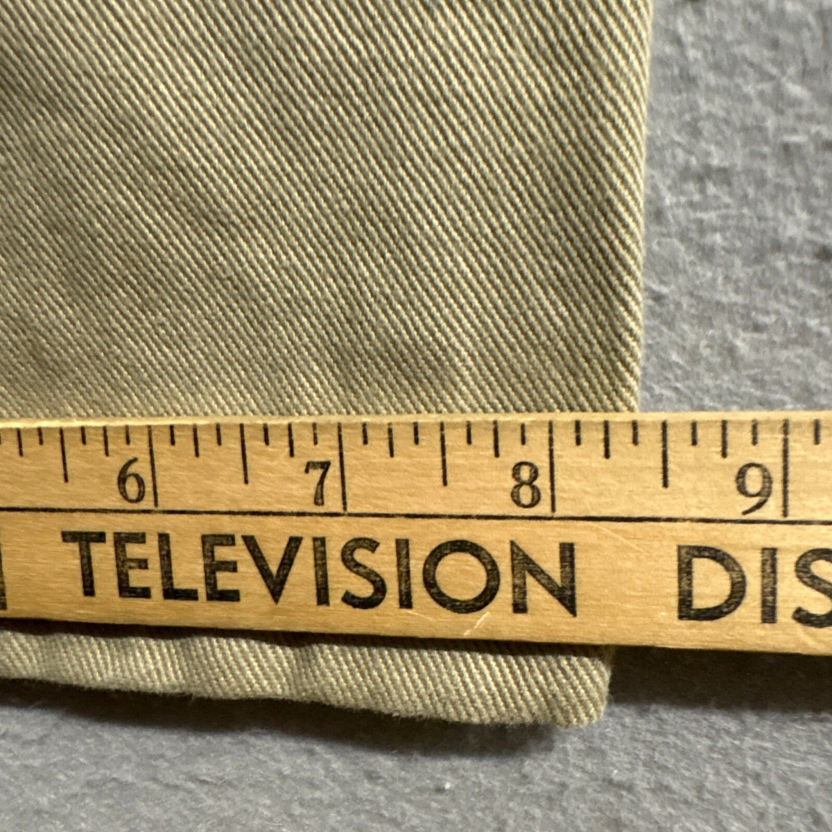 Calvin Klein Jeans Mens 33x32 Easy Fit Khaki Tan Denim Pants Cotton Vintage
