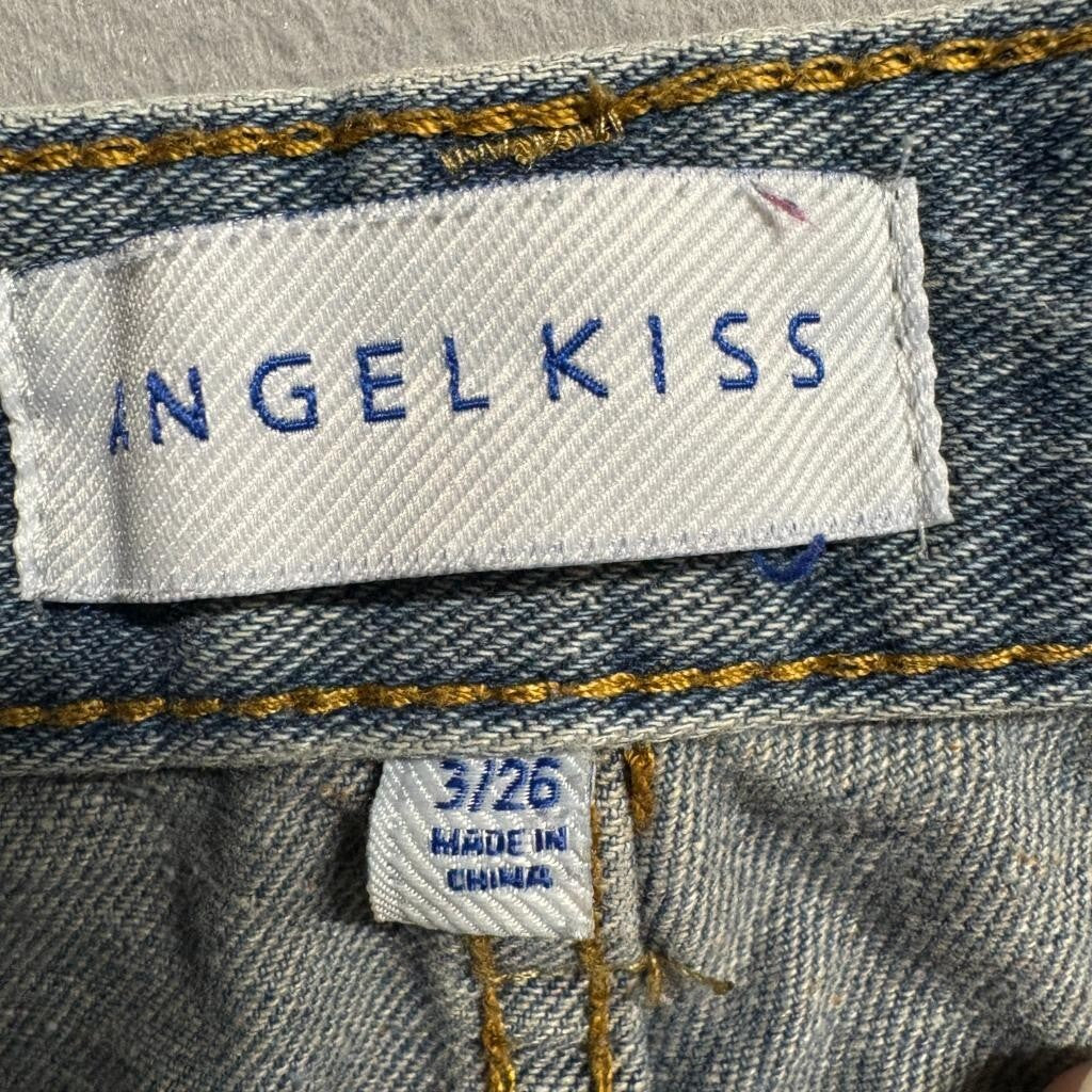 Angel Kiss Star Patch Jeans Womens Size 3/26 Blue Denim Straight Leg Raw Hem