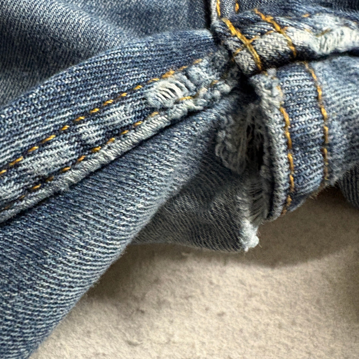 Levi's 511 Slim Fit Jeans Mens Size W36 L34 Blue Denim Distressed Hole Bleach