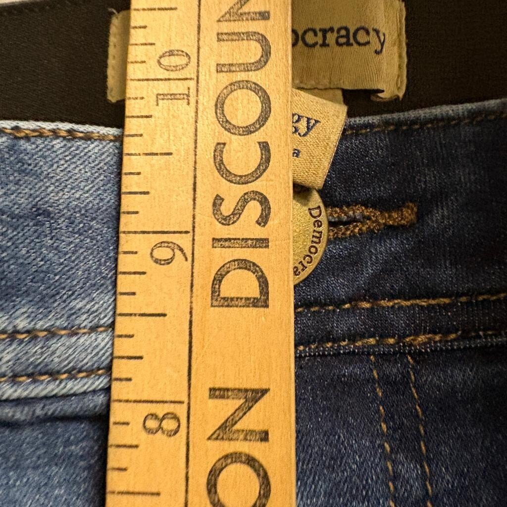 Democracy Ab Technology Crop Jeans Womens Size 8 Blue Denim Fringed Hem