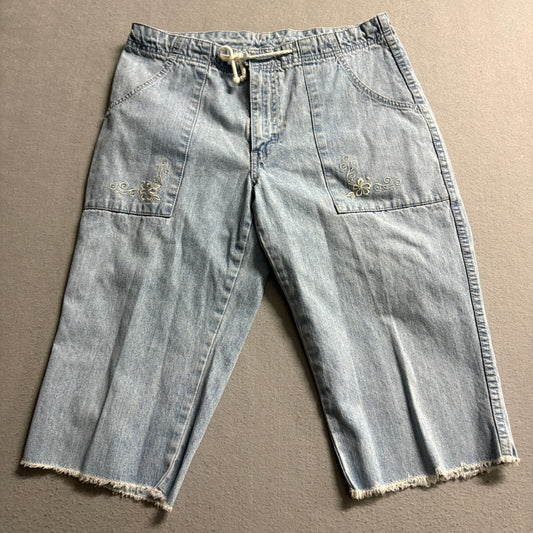 Jordache Vintage Floral Embroidered Denim Bermuda Shorts Frayed Hem Size 11/12
