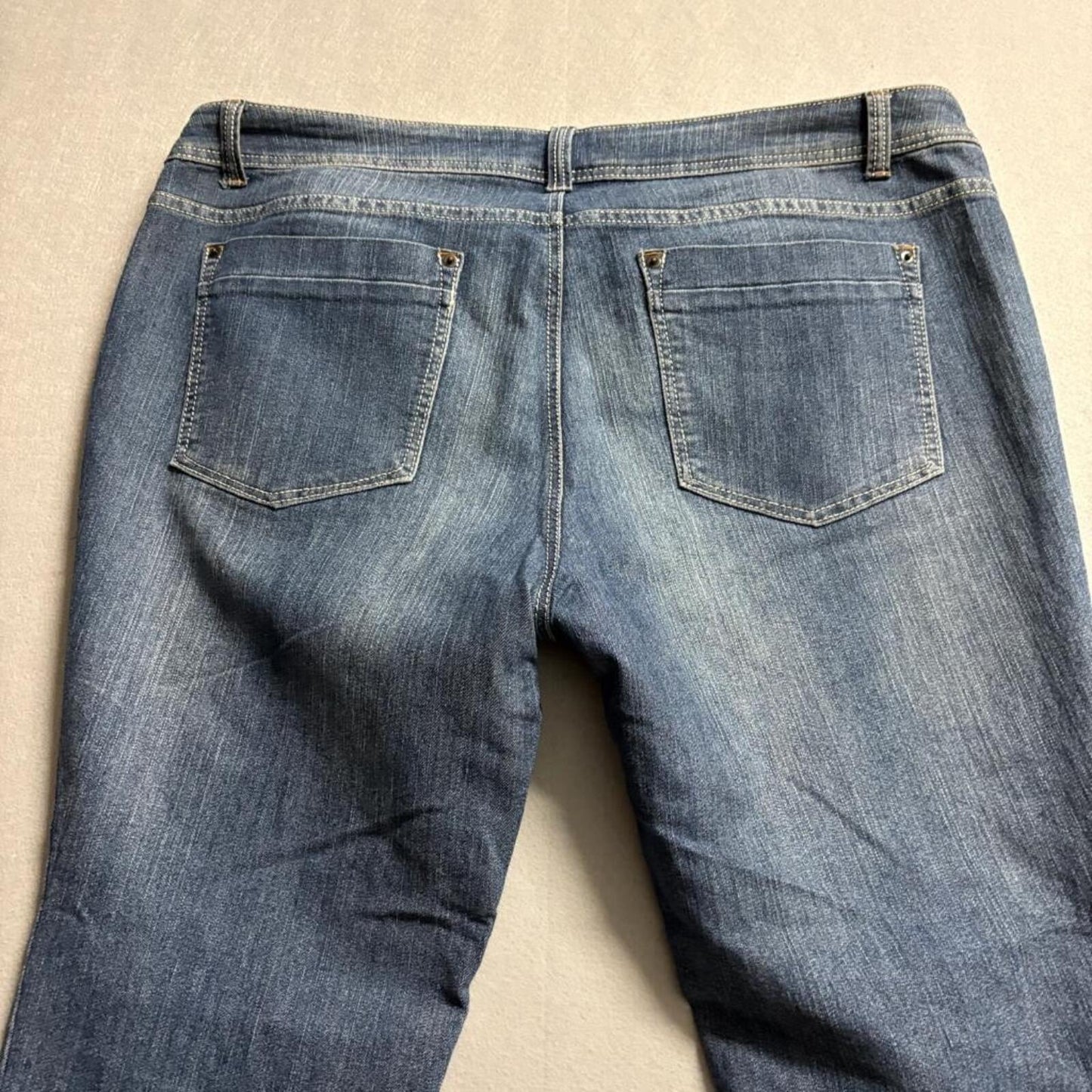 Forever 21 Plus Size 20 Bootcut Jeans Womens Blue Denim Stretch Mid Rise