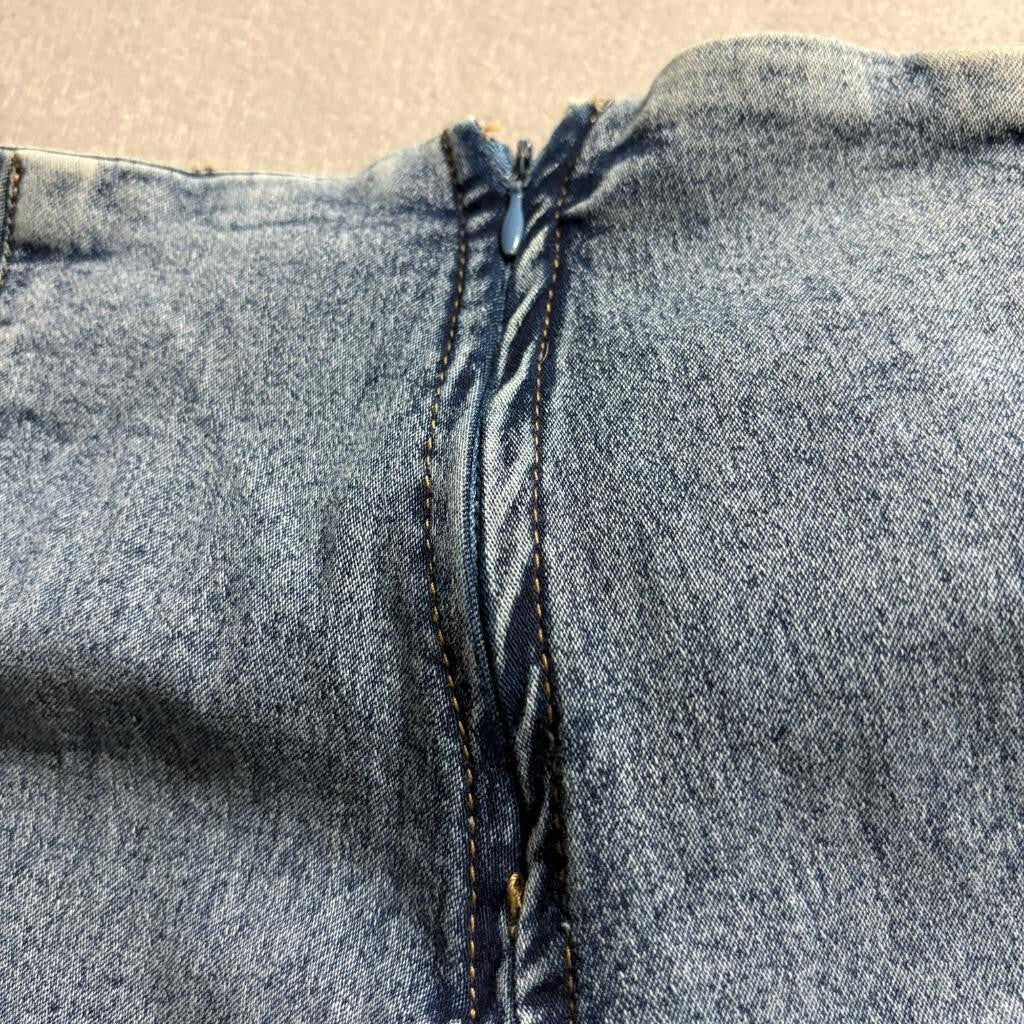 Derek Heart Flare Jeans Womens Size 9 Blue Denim Lace Up Belt Back Zip Y2K Style
