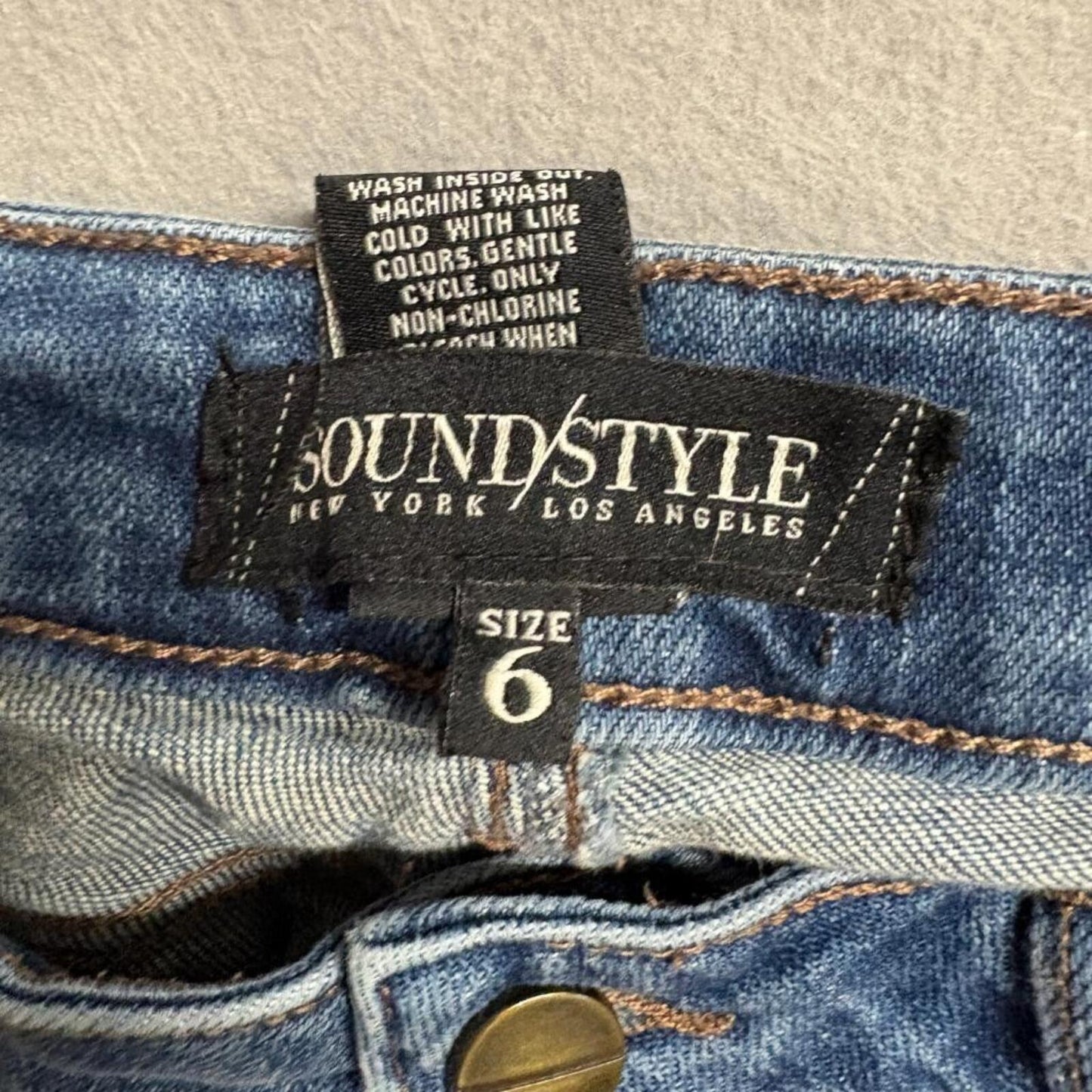 Sound Style Jeans Womens Size 6 Blue Denim Button Fly Raw Hem Straight Leg