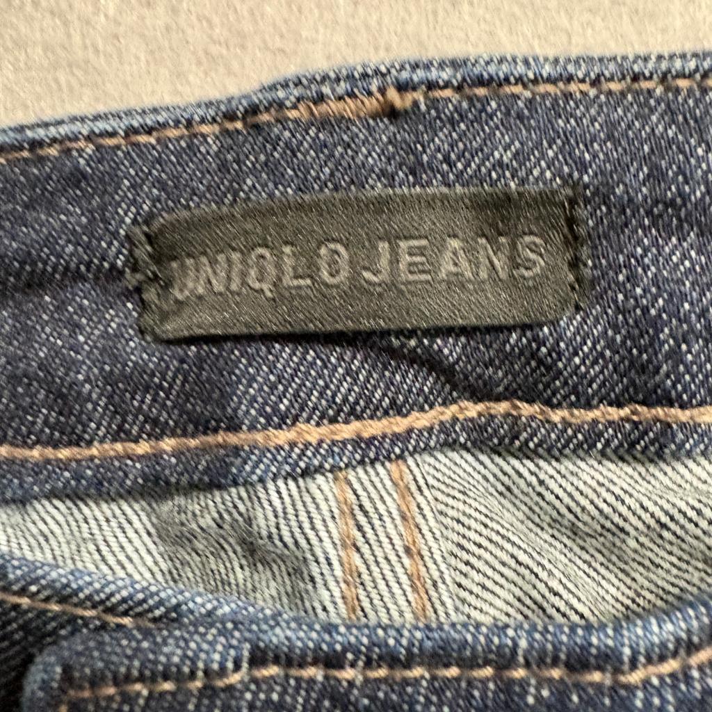 Uniqlo Jeans Womens 29 Dark Wash Blue Denim Straight Leg Stretch Pants