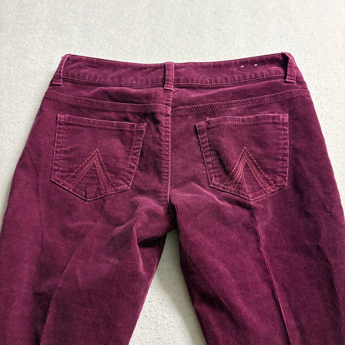 dELiA*s Womens Corduroy Pants Size 3/4 R Burgundy Purple Taylor Slim Straight