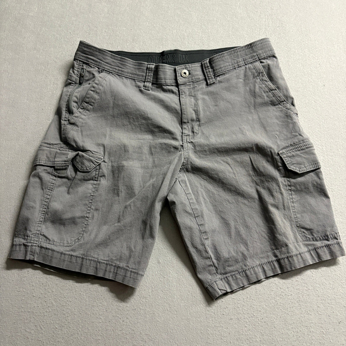 Copper & Oak Mens Gray Stretch Cotton Cargo Shorts Size 34 Flap Pockets Zip