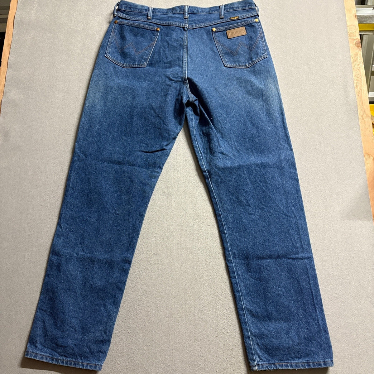 Vintage Wrangler Jeans Mens 38x34 Made in USA 31MWZPW High Rise Blue Denim Pants