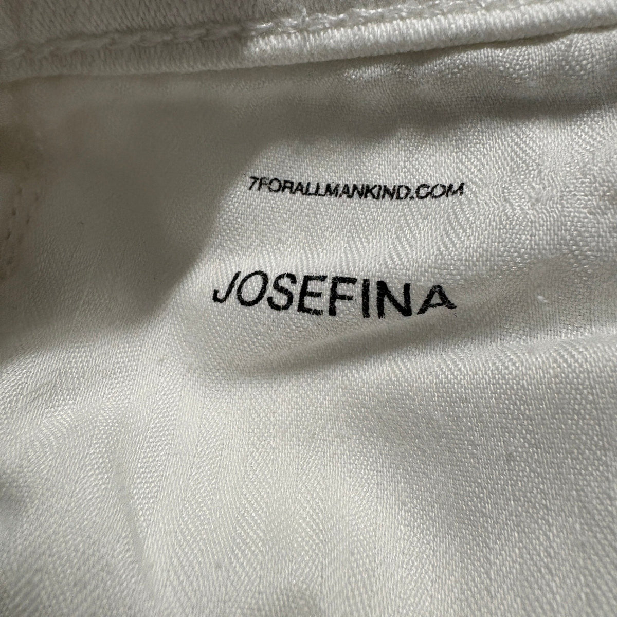 7 For All Mankind Josefina Boyfriend Jeans Womens Size 25 White Denim