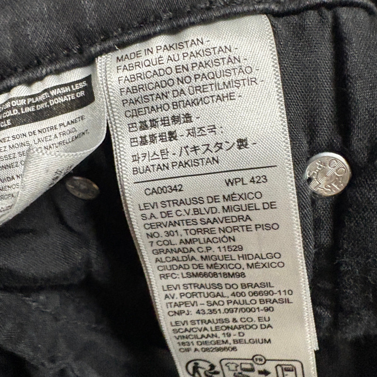 Levi's 724 High Rise Straight Jeans Womens 27 W27 L30 Black Stretch Denim Pants
