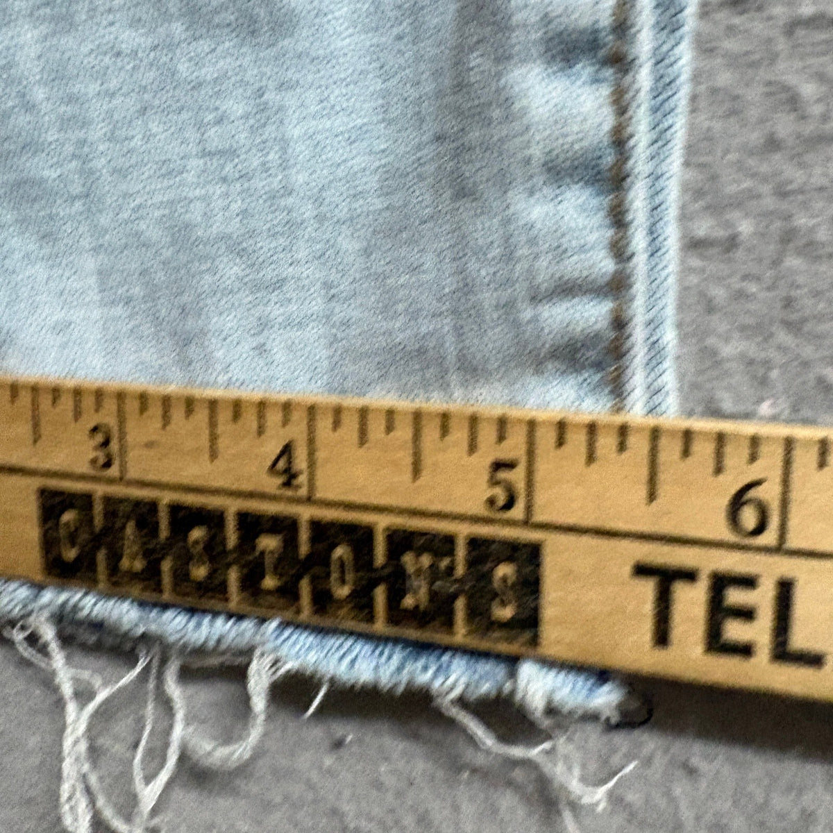 Levis 311 Shaping Skinny Jeans Womens W29 Light Wash Raw Cut Hem Stretch Blue