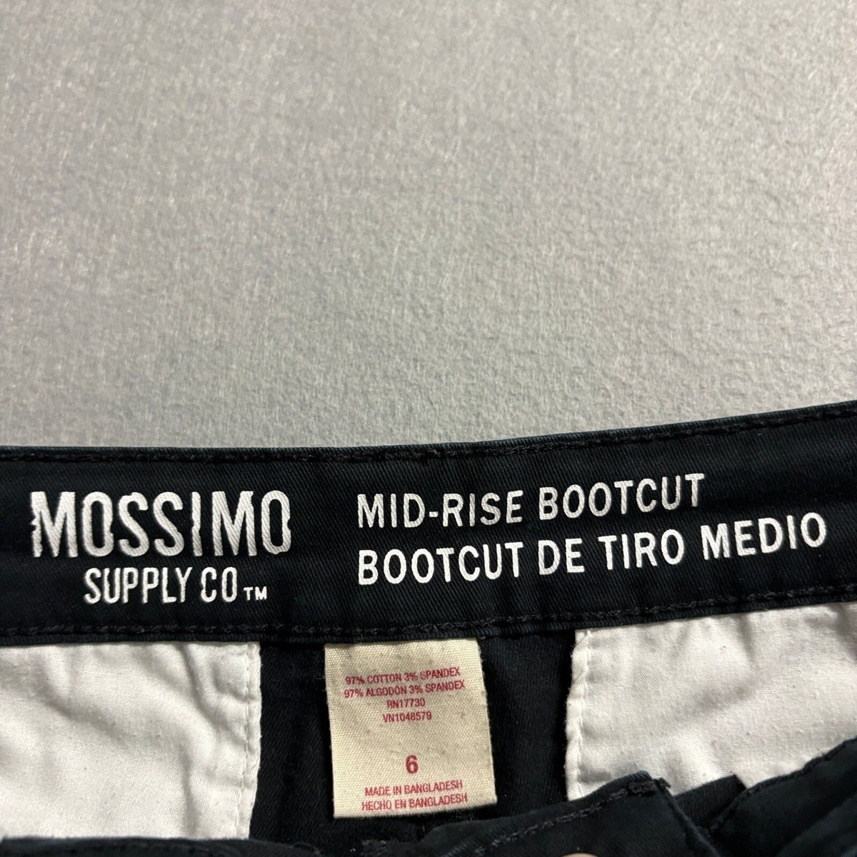 Mossimo Supply Co Womens Mid Rise Bootcut Pants Size 6 Black Stretch Cotton
