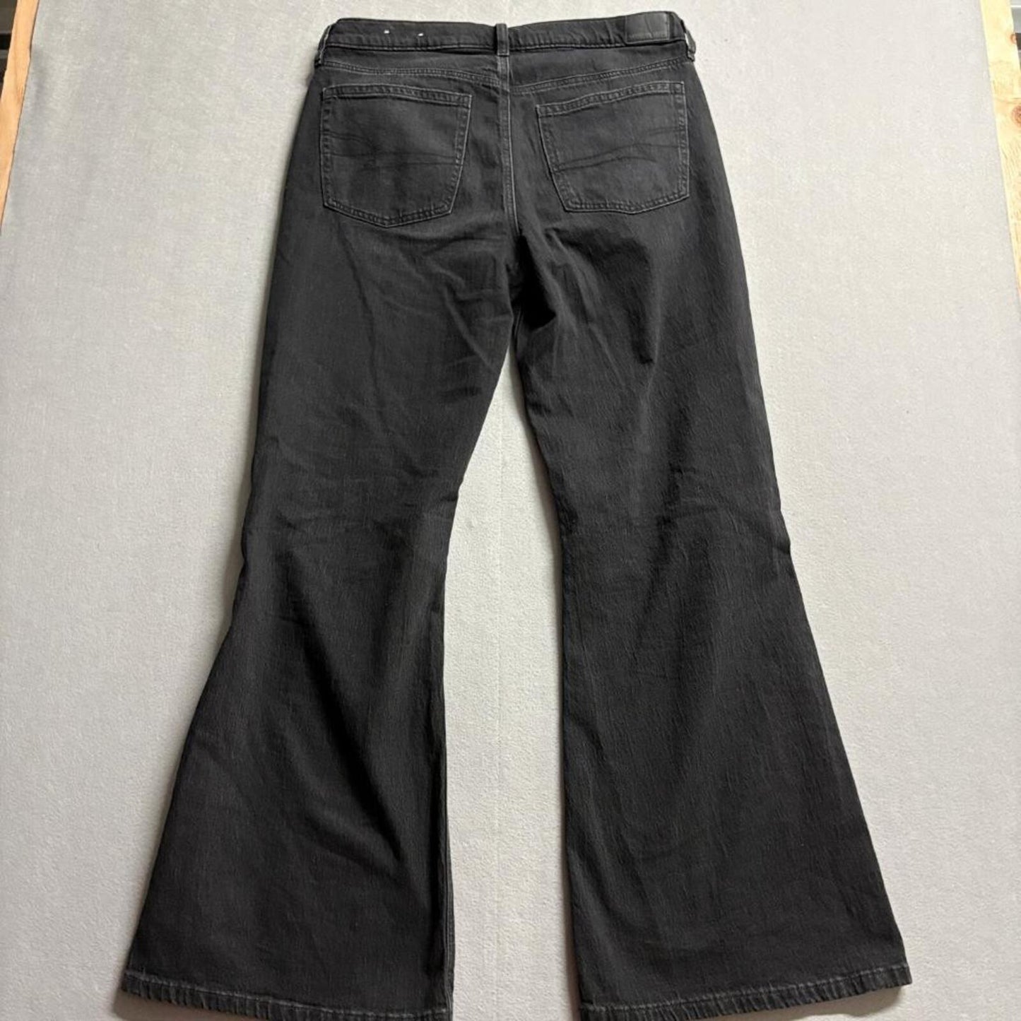 American Eagle Low Rise Baggy Flare Jeans Womens 10 Long Black Distressed