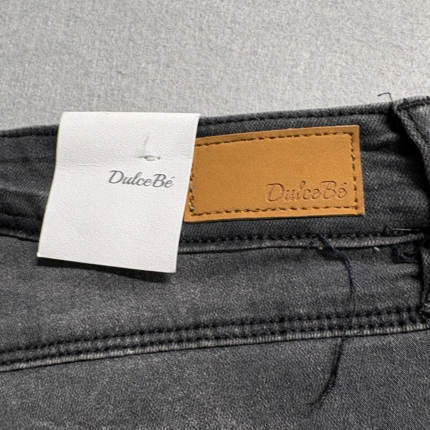 Dulce Be Skinny Jeans Womens Size 5 Dark Black Grey Raw Hem Stretch Denim New