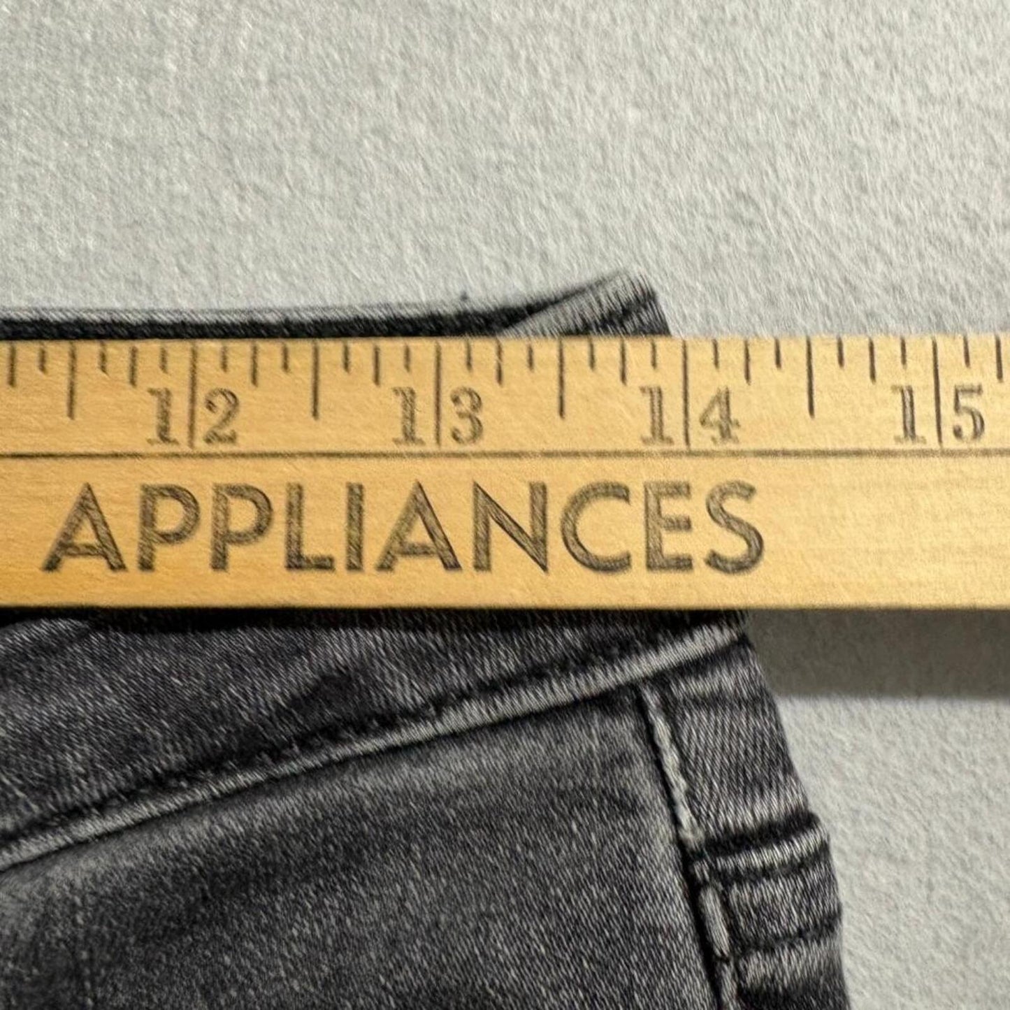 Levi's 721 High Rise Skinny Jeans Womens 27x30 Gray Distressed Ripped Knee Denim