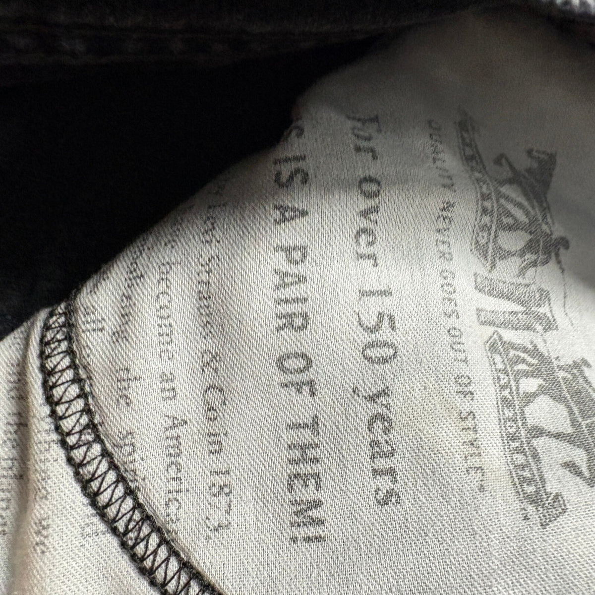 Levis 550 Relaxed Fit Black Denim Jeans Mens 34x34 Measured 31x31.5 Vintage Look