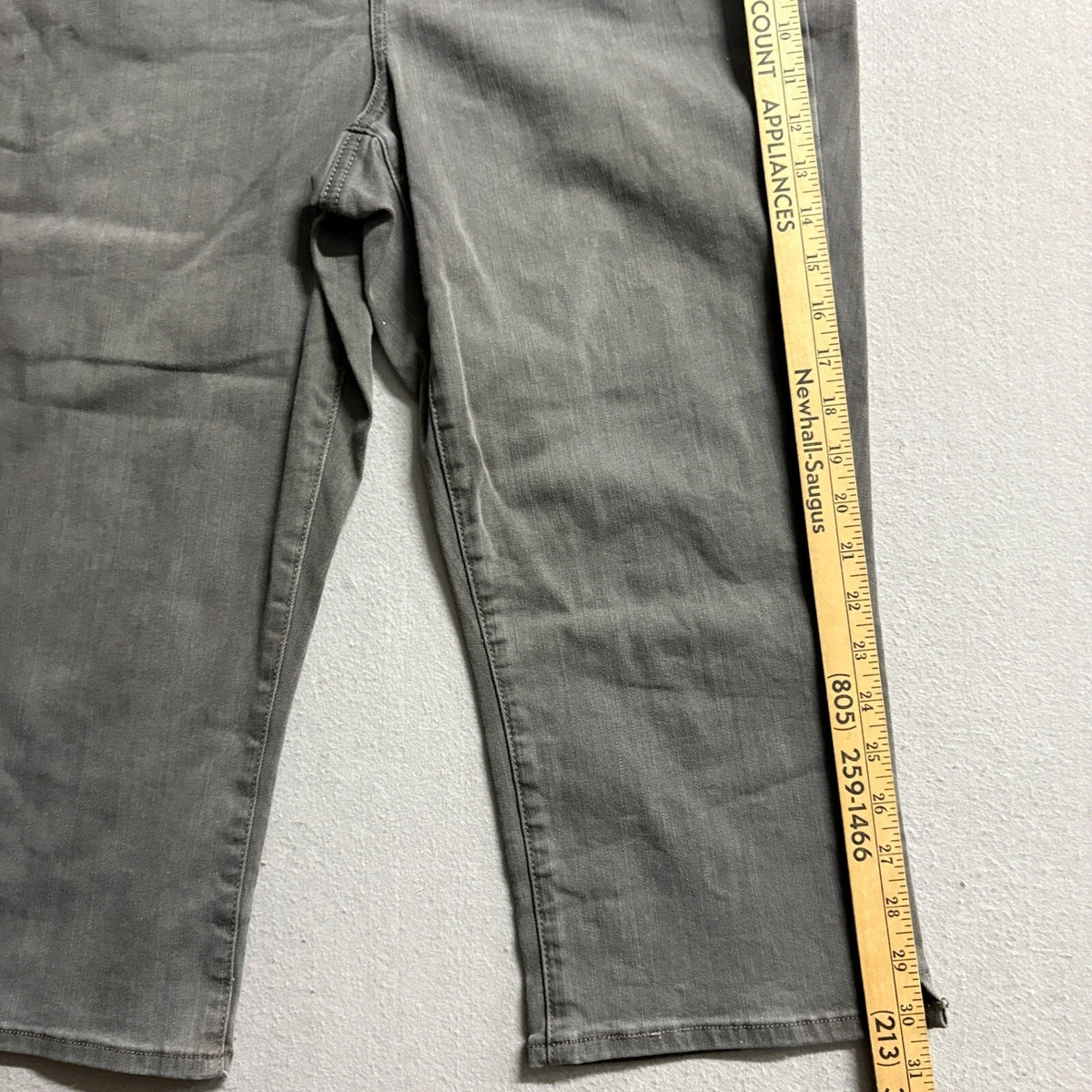 NYDJ Curves 360 Womens Crop Jeans Size 12 Gray Denim Stretch Capri Pants
