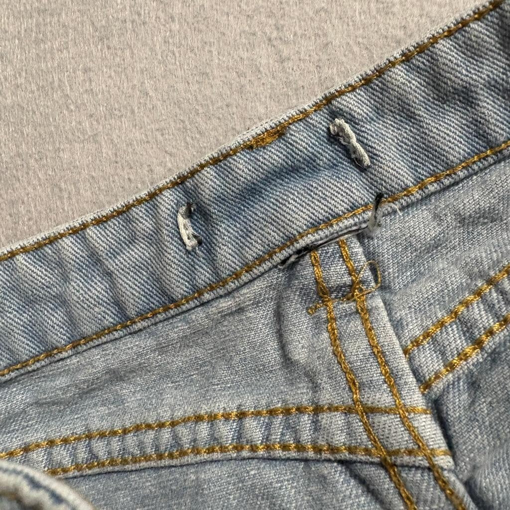 Soho Blue Girls Daisy Embroidered Wide Leg Cargo Jeans Light Wash Size 10