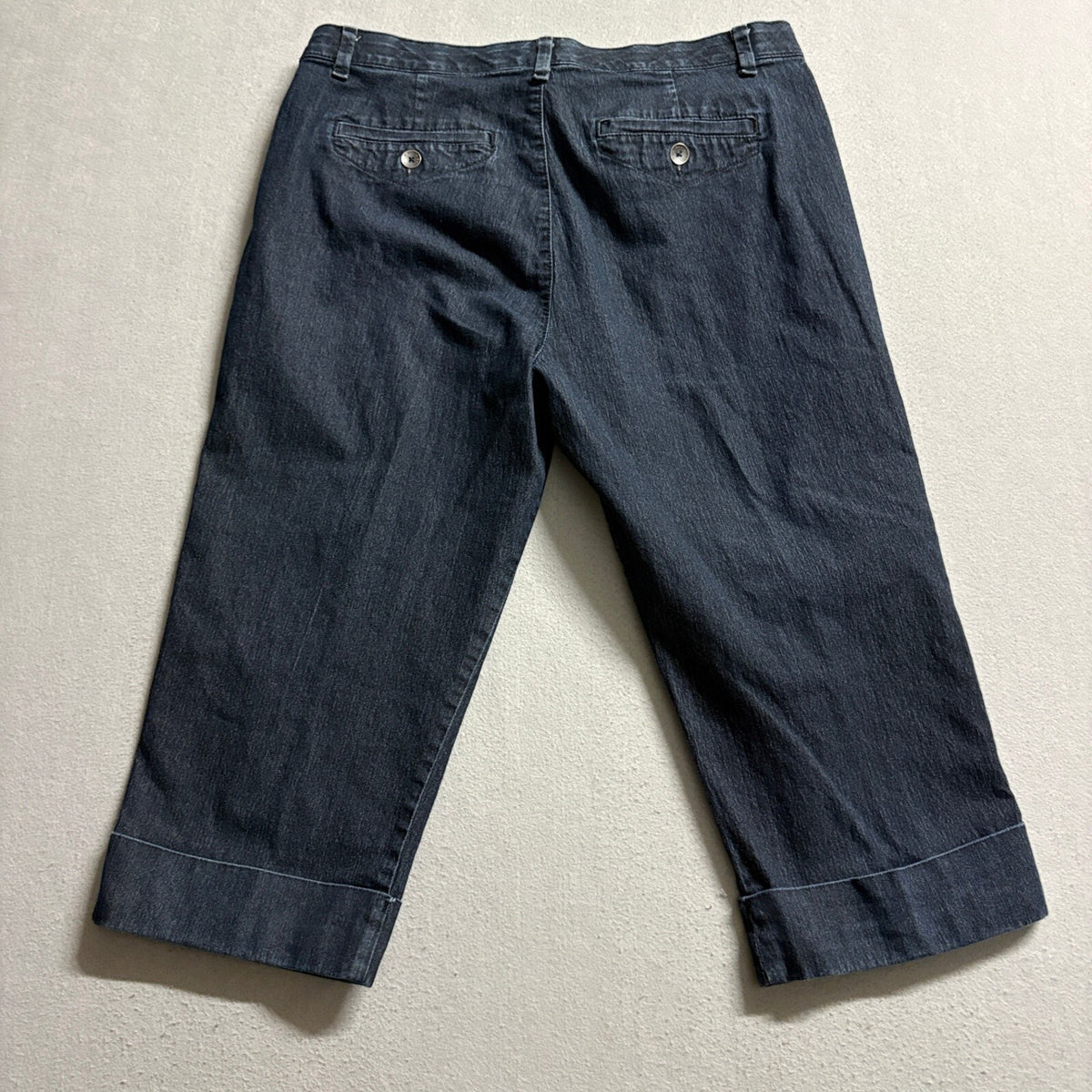 Bandolino Blu Womens Size 14 Dark Wash Capri Jeans Cuffed Comfort Stretch Blue