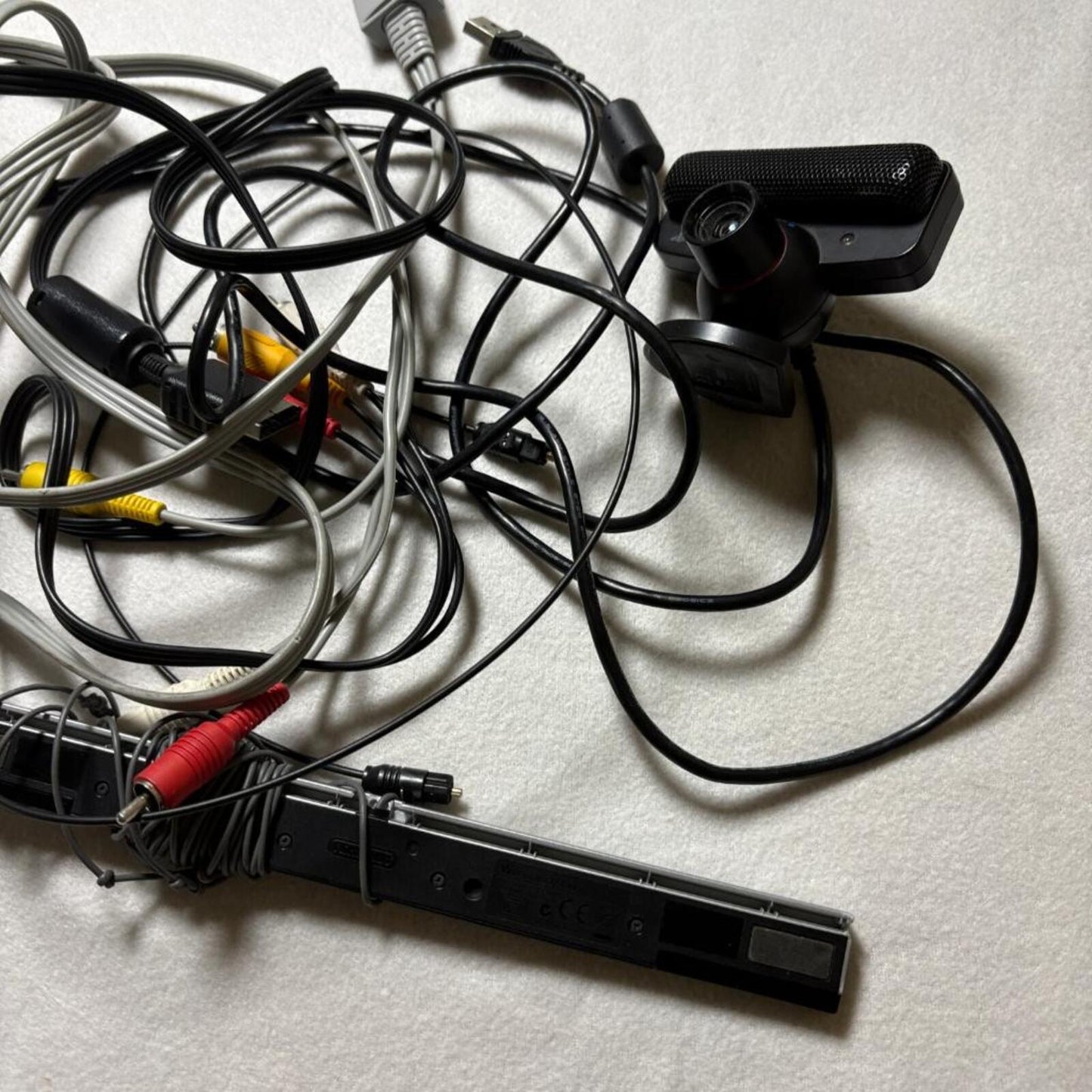 Nintendo Wii Sensor Bar PlayStation Eye Camera AV Cable Optical Audio Cable Lot