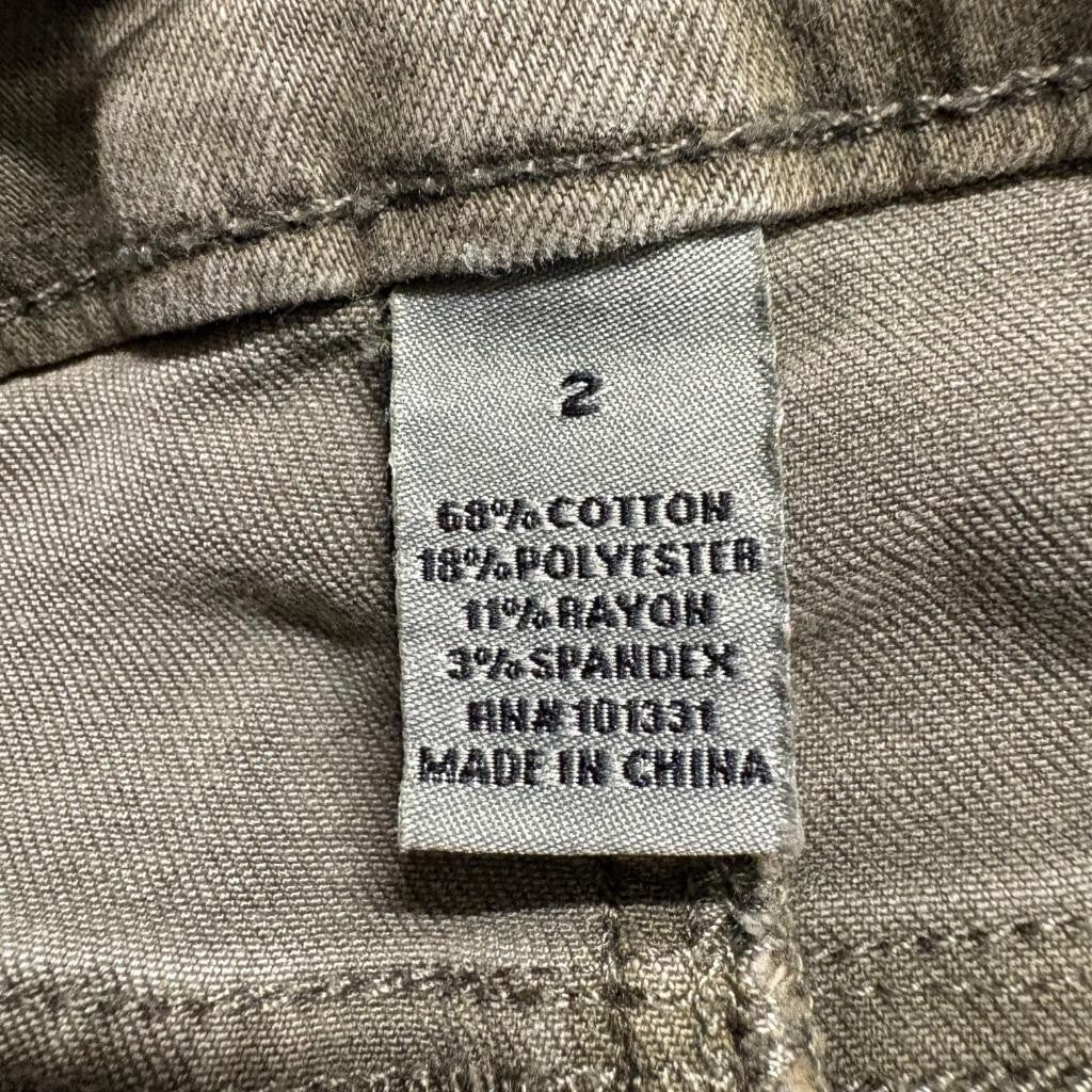 Refuge Olive Green Distressed Skinny Jeans Womens Size 2 Raw Hem Cropped Stretch
