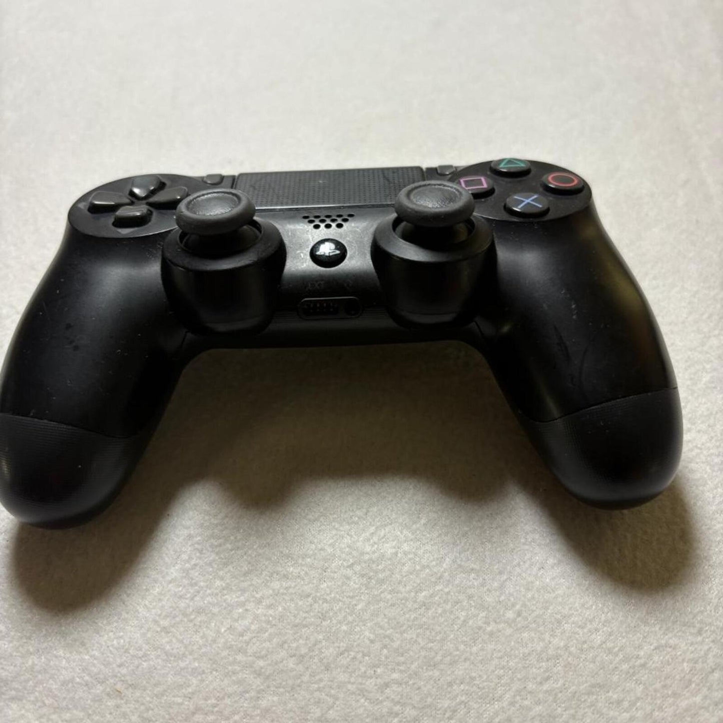 Sony PlayStation 4 DualShock 4 Wireless Controller Black CUH-ZCT2U PS4 OEM