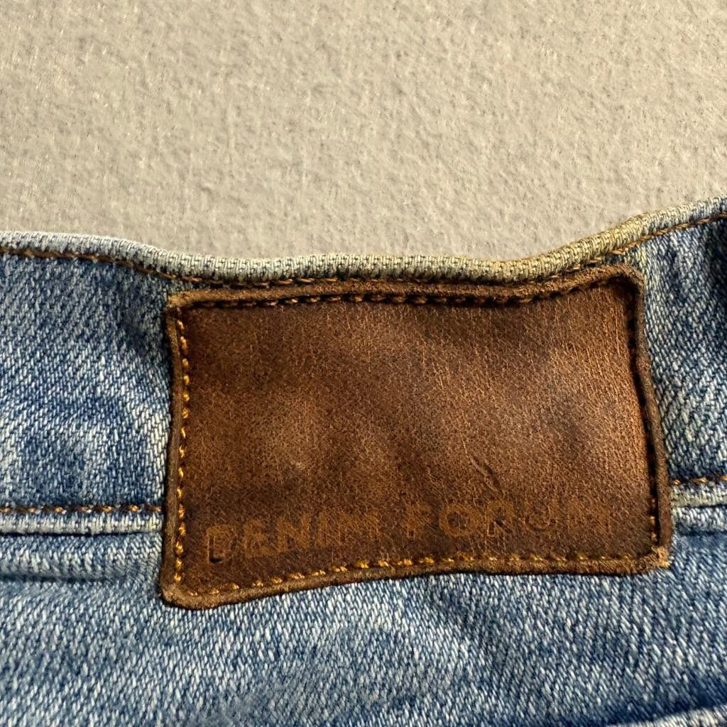 Denim Forum The Yoko High Rise Slim Jeans Womens 27 Blue Denim Button Fly