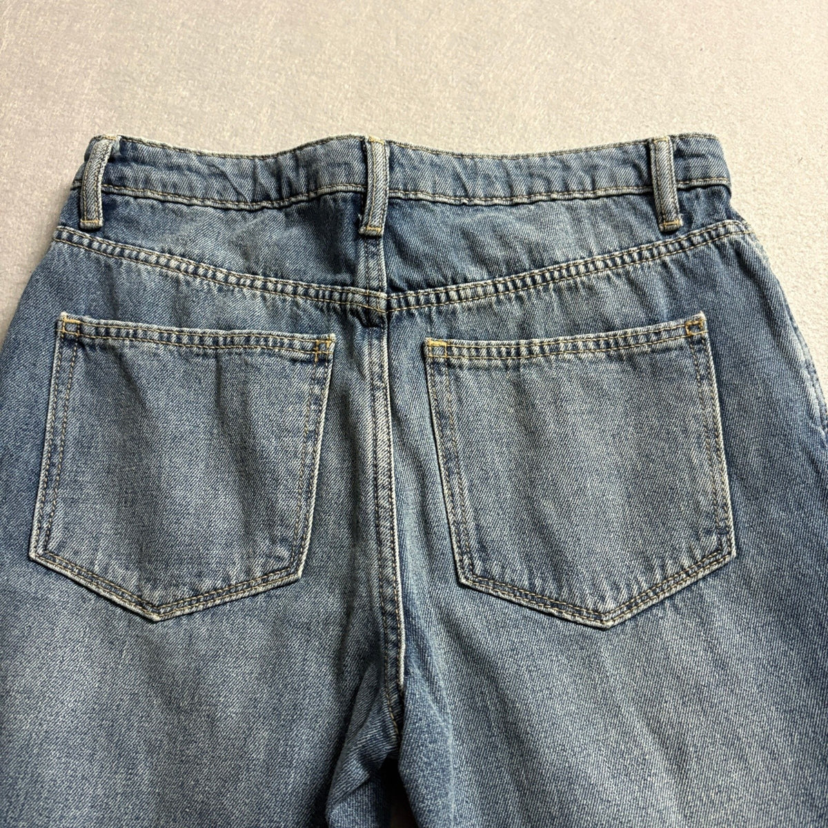 No Boundaries Distressed Patch Jeans Womens Blue Medium Wash Straight Leg Denim