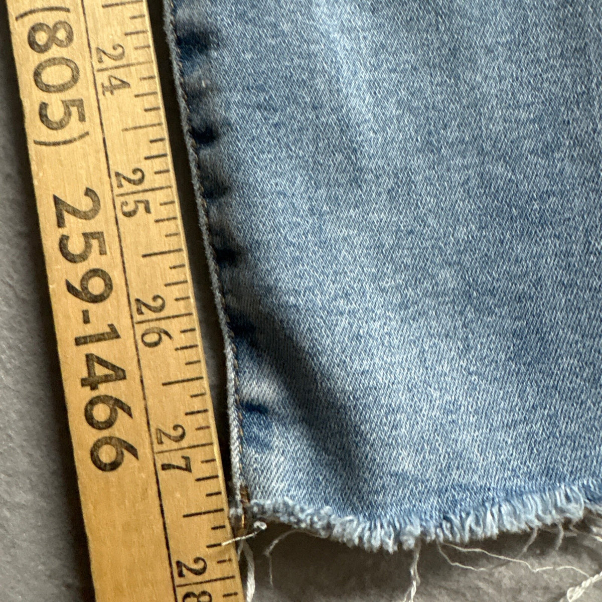 Ashley Mason Paperbag Waist Jeans Womens Size 9 Light Wash Raw Hem Stretch Blue