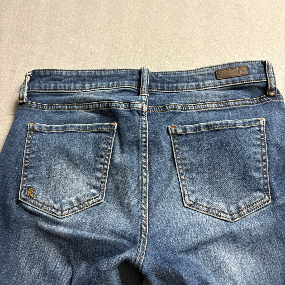 KUT From The Kloth Jeans Womens 4P Blue Denim Straight Leg Medium Wash Stretch