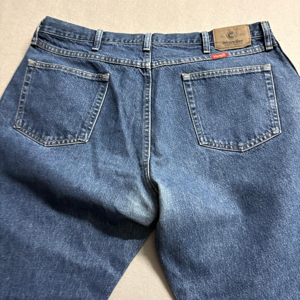Wrangler Hero Regular Fit Jeans Mens 40x29 Blue Denim 100% Cotton 5-Pocket