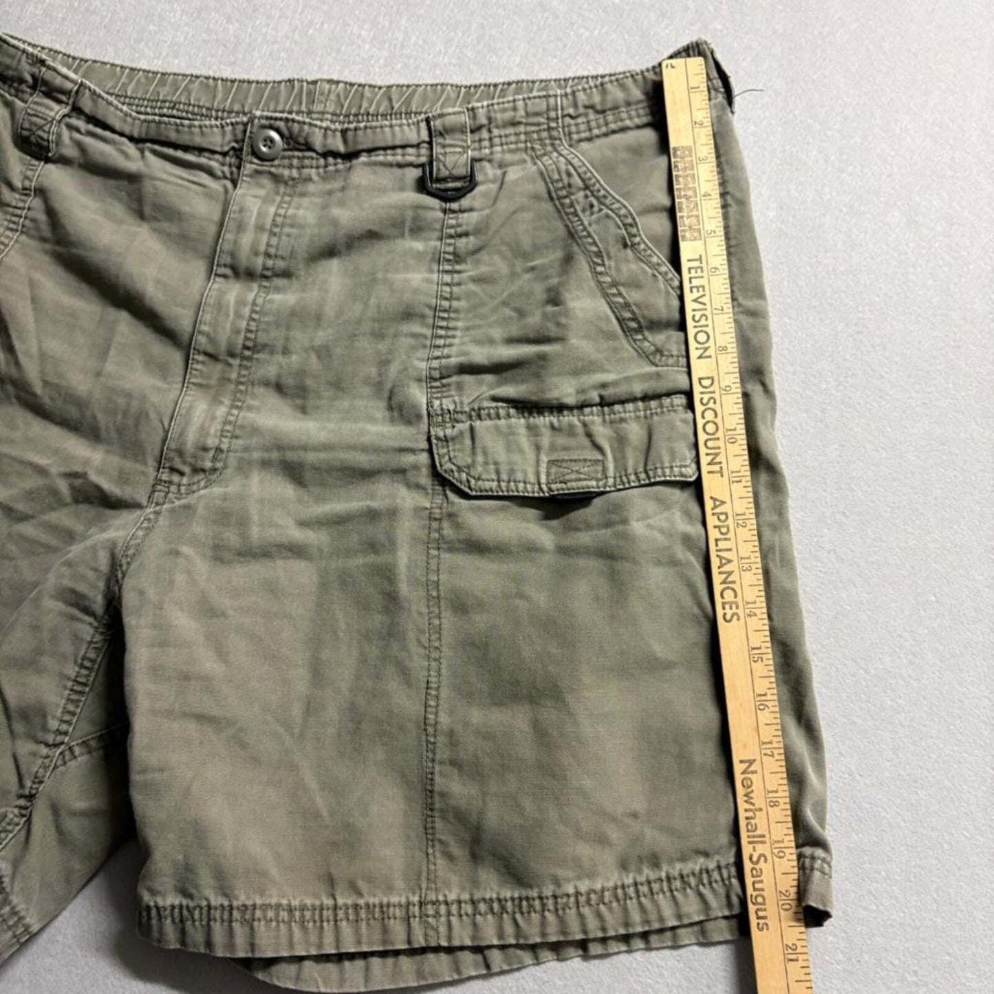 Wrangler Authentic Issue Mens Cargo Shorts 42 Green Cotton Elastic Waist