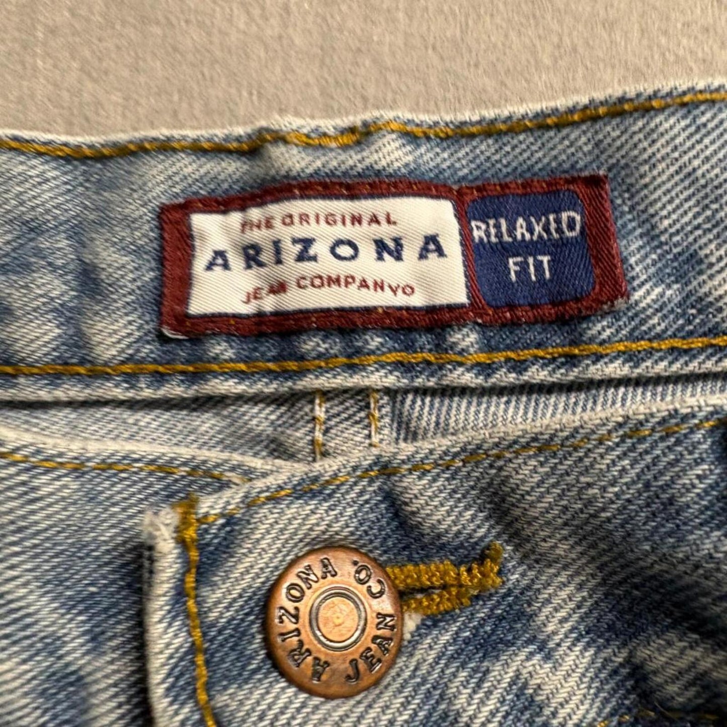 Vintage Arizona Jean Co Womens 29x34 Relaxed Fit High Rise Light Wash Denim USA