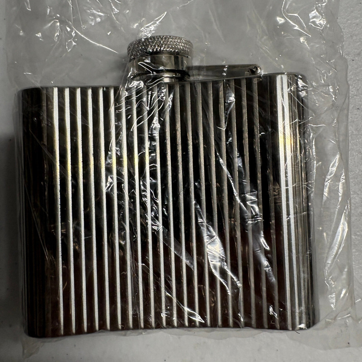 Stainless Steel Hip Flask 5 oz Ribbed Striped Metal Pocket Liquors Flask Silver