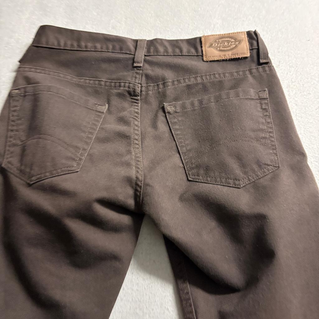 Dickies Slim Fit Pants Mens 28x32 Brown Workwear Chino Flat Front Polyester