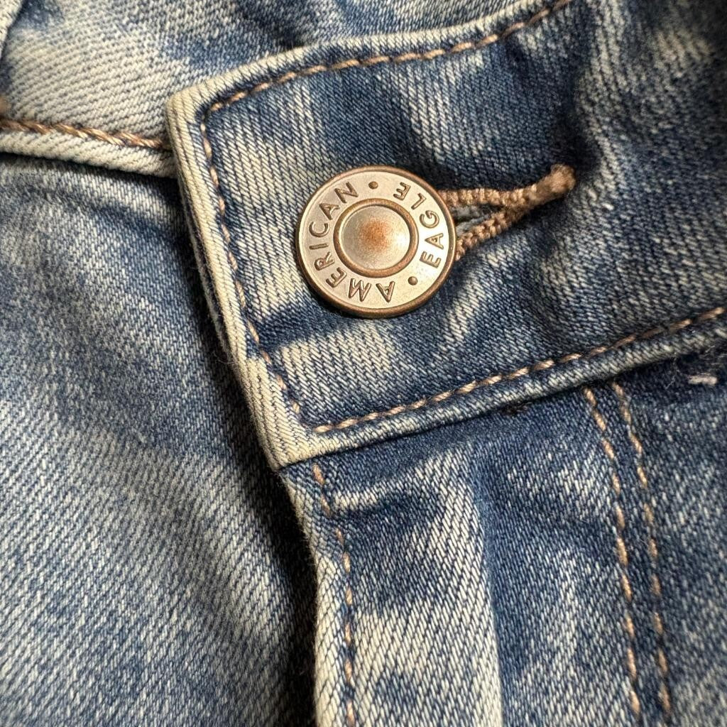 American Eagle Super Hi-Rise Flare Jeans Womens 00 Next Level Stretch Distressed