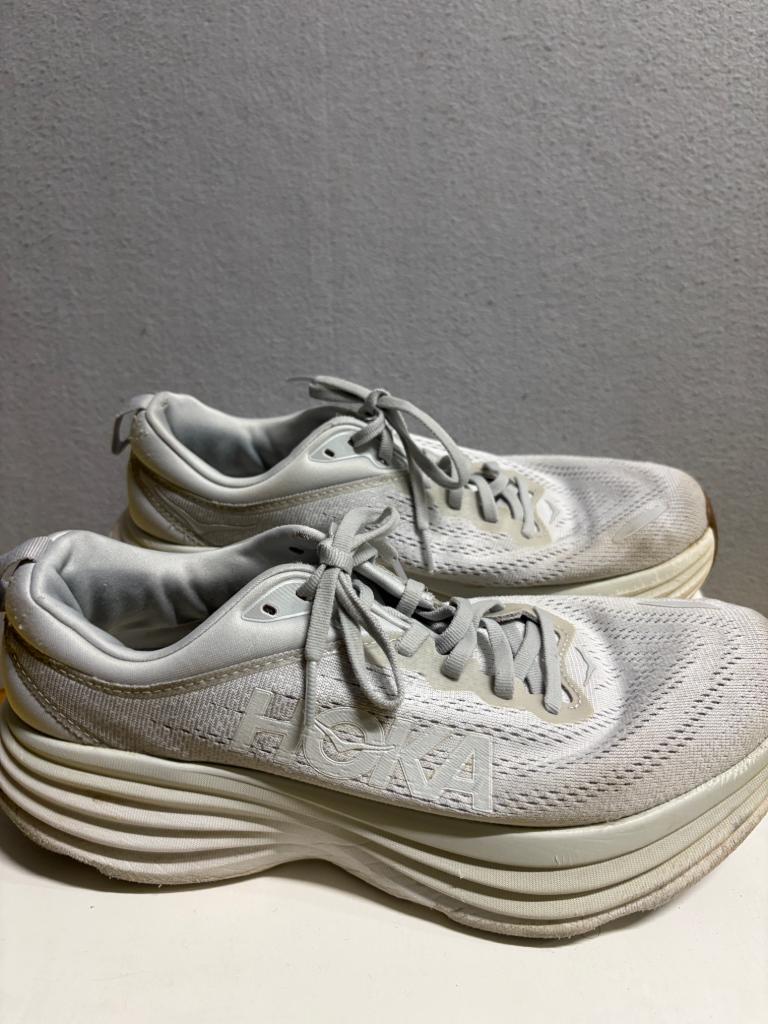 Hoka One One Bondi 8 White Gum Womens Running Shoes Size 10 Wide 10B 1127952