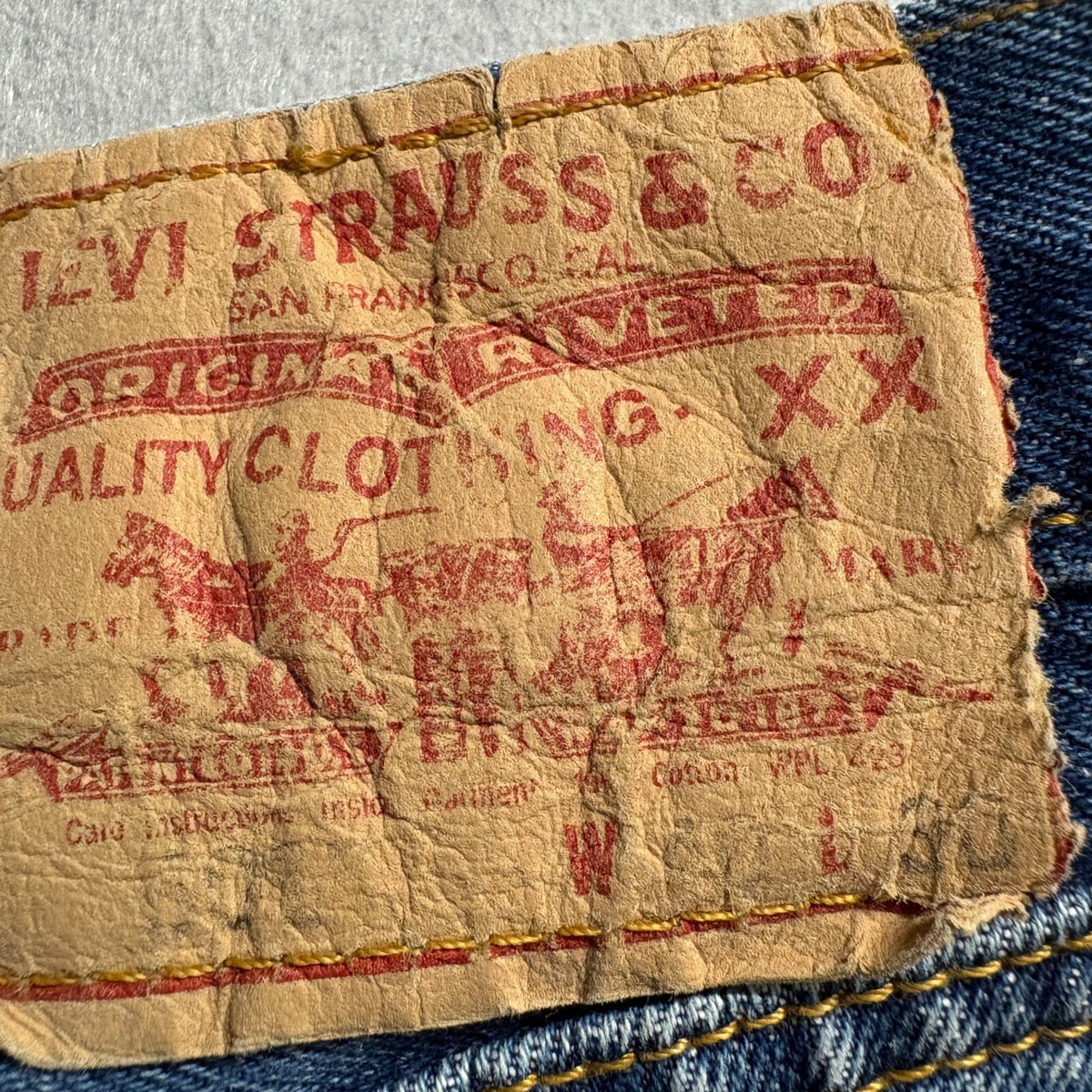 Levi's 501 Original Fit Jeans Mens 36x30 Blue Denim Button Fly Made in Mexico