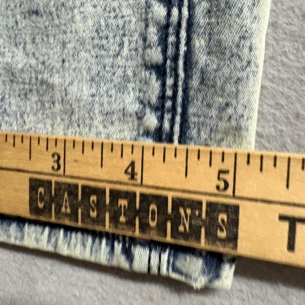 BDG Ankle Cigarette Jeans Womens 28 Blue Acid Wash Stretch Denim Made in USA