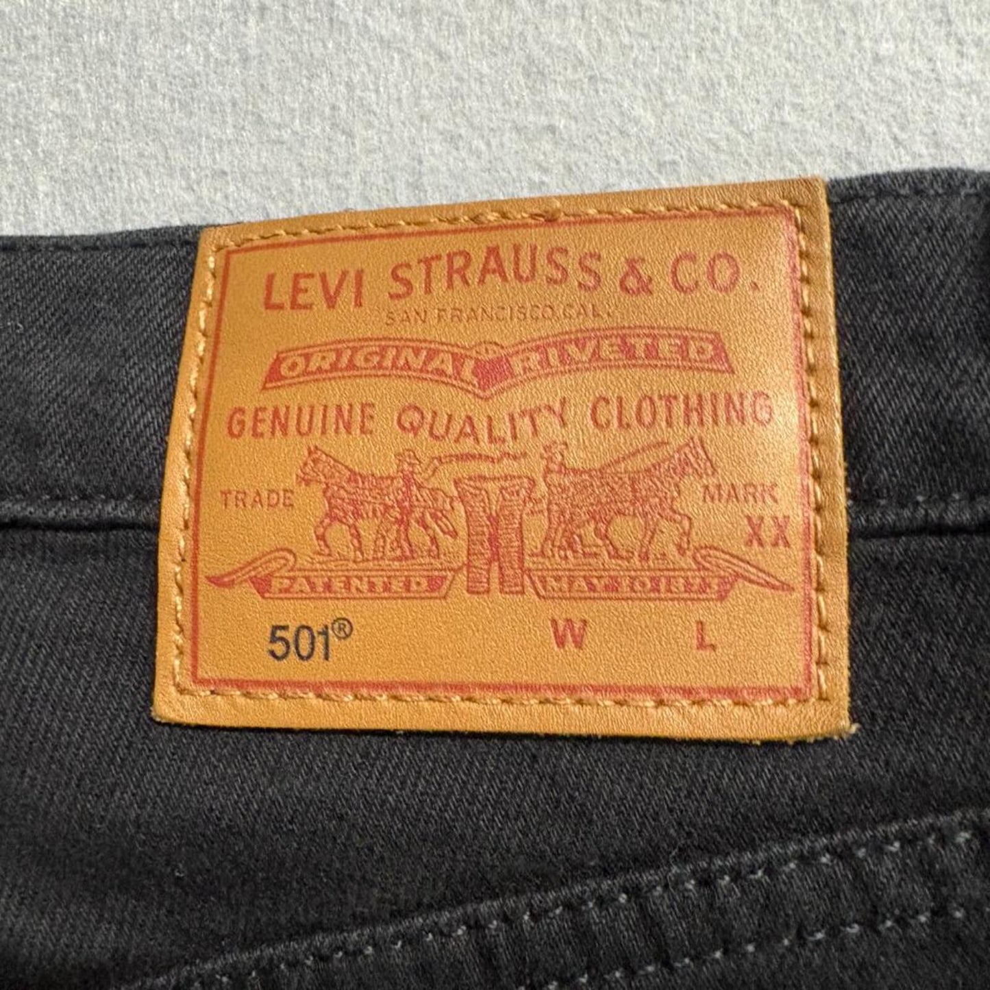 Levis Premium 501 Straight Leg Jeans Womens Size 23 Black Denim Cropped 23x26
